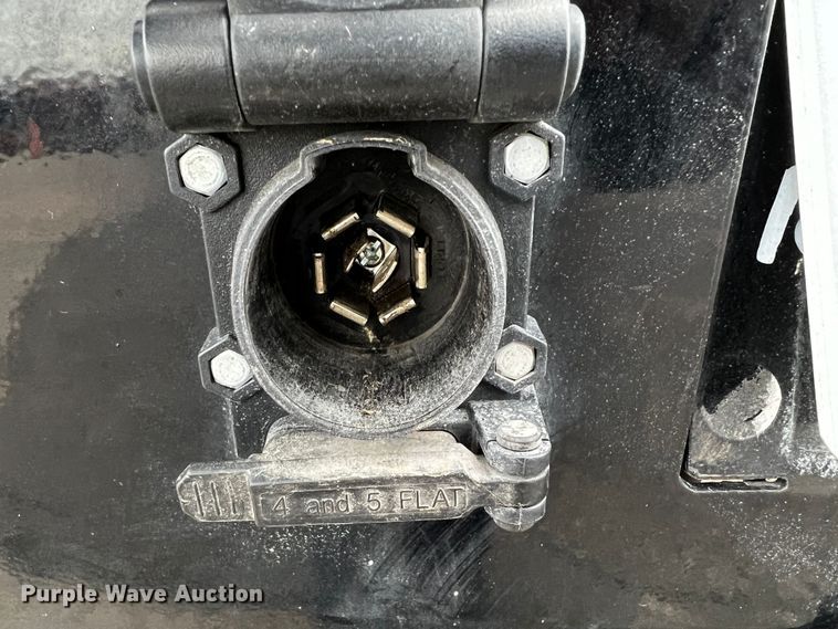 image for item DQ1953 2021 Chevrolet Silverado 3500HD  Crew Cab flatbed pickup truck