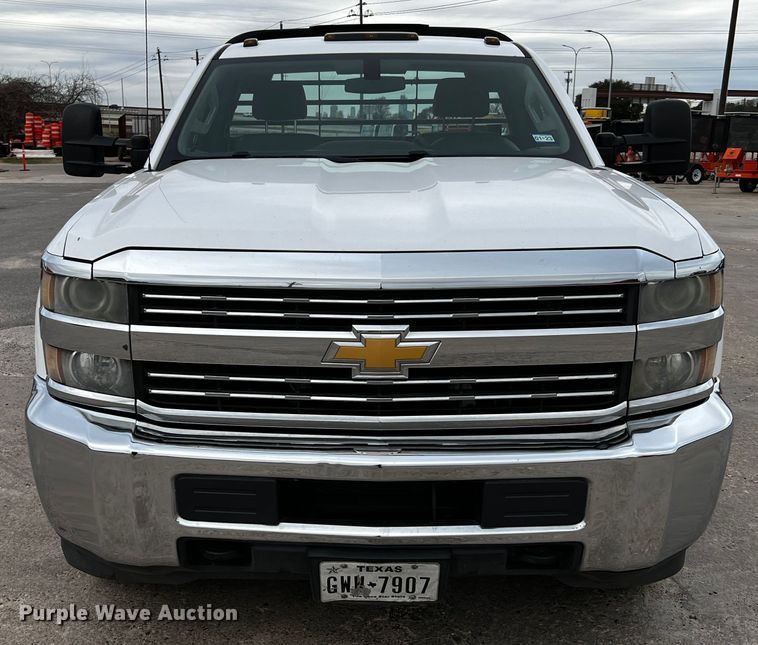 image for item DQ1954 2016 Chevrolet Silverado 3500HD  flatbed pickup truck