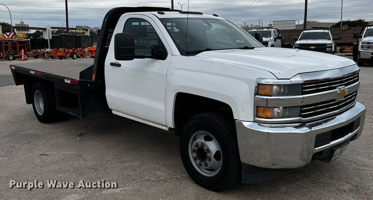 image for item DQ1954 2016 Chevrolet Silverado 3500HD  flatbed pickup truck