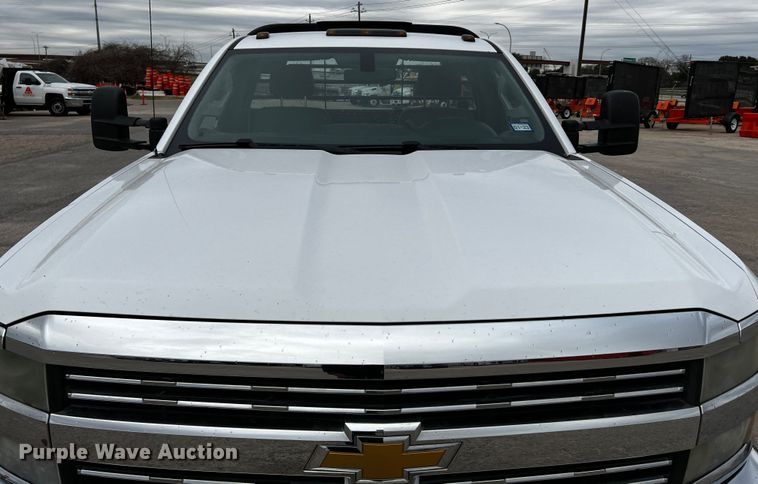 image for item DQ1954 2016 Chevrolet Silverado 3500HD  flatbed pickup truck