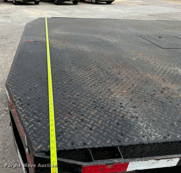 image for item DQ1954 2016 Chevrolet Silverado 3500HD  flatbed pickup truck