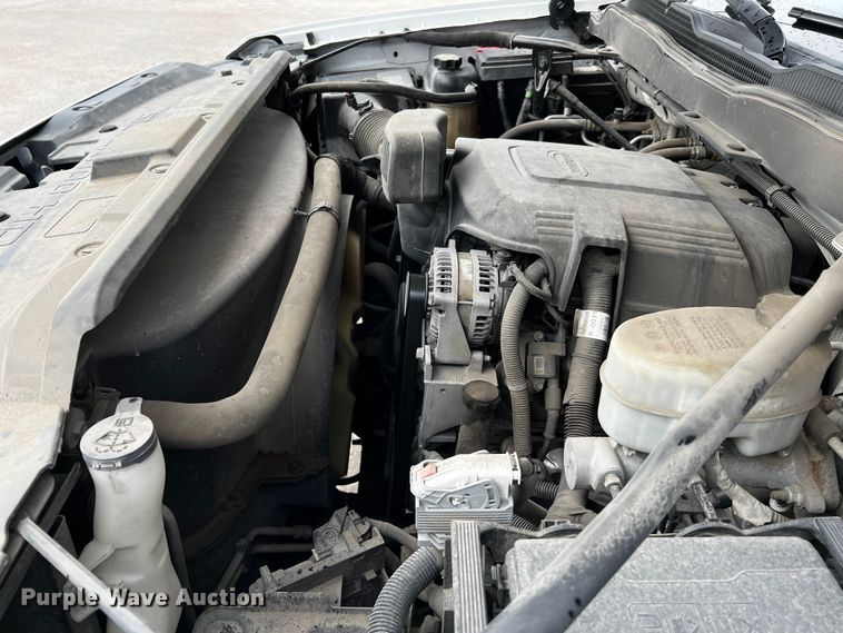 image for item DQ1954 2016 Chevrolet Silverado 3500HD  flatbed pickup truck