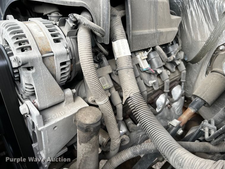 image for item DQ1954 2016 Chevrolet Silverado 3500HD  flatbed pickup truck