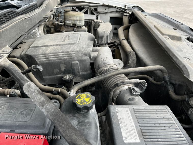 image for item DQ1954 2016 Chevrolet Silverado 3500HD  flatbed pickup truck