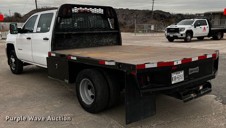 image for item DQ1956 2018 Chevrolet Silverado 3500HD  Crew Cab pickup truck