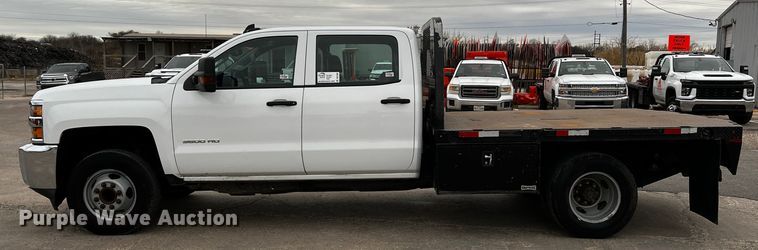 image for item DQ1956 2018 Chevrolet Silverado 3500HD  Crew Cab pickup truck