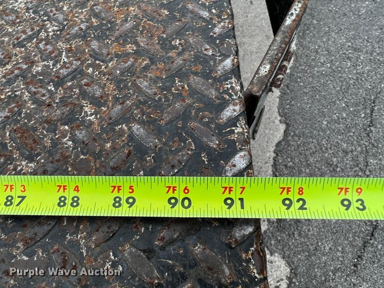 image for item DQ1956 2018 Chevrolet Silverado 3500HD  Crew Cab pickup truck