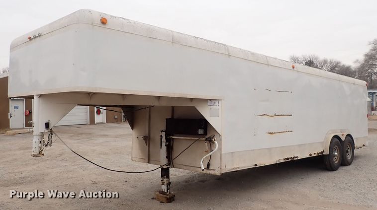 image for item DQ5024 2006 WW  enclosed cargo trailer