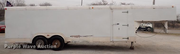 image for item DQ5024 2006 WW  enclosed cargo trailer