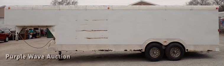 image for item DQ5024 2006 WW  enclosed cargo trailer