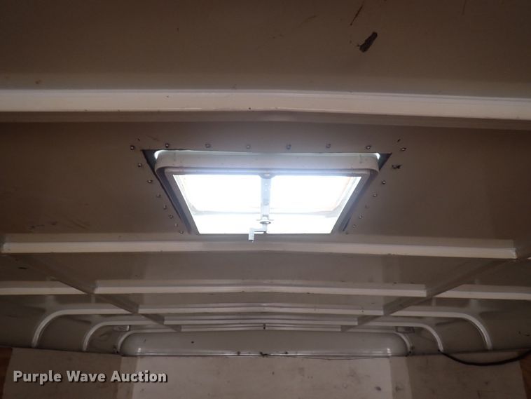 image for item DQ5024 2006 WW  enclosed cargo trailer