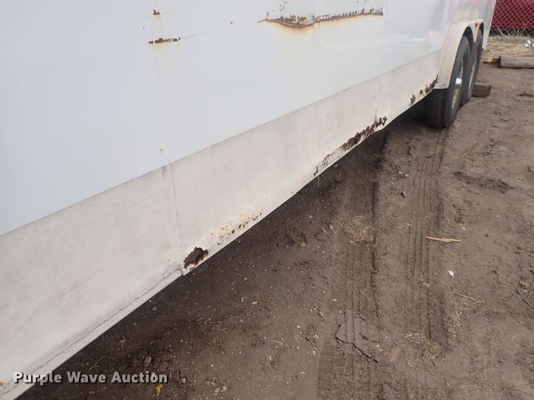 image for item DQ5024 2006 WW  enclosed cargo trailer