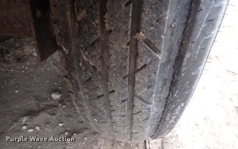 image for item DQ5024 2006 WW  enclosed cargo trailer