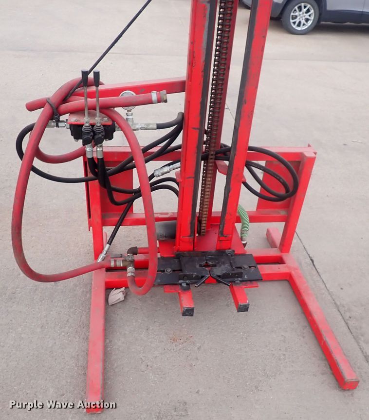 image for item DQ5075 Skid steer well drill