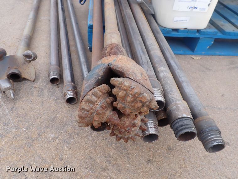 image for item DQ5075 Skid steer well drill