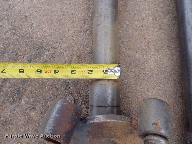 image for item DQ5075 Skid steer well drill