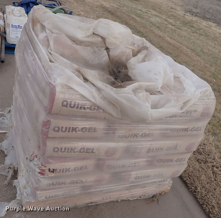 image for item DQ5075 Skid steer well drill