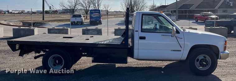 image for item DQ5096 1992 Chevrolet C3500  flatbed pickup truck