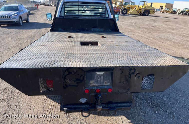 image for item DQ5096 1992 Chevrolet C3500  flatbed pickup truck