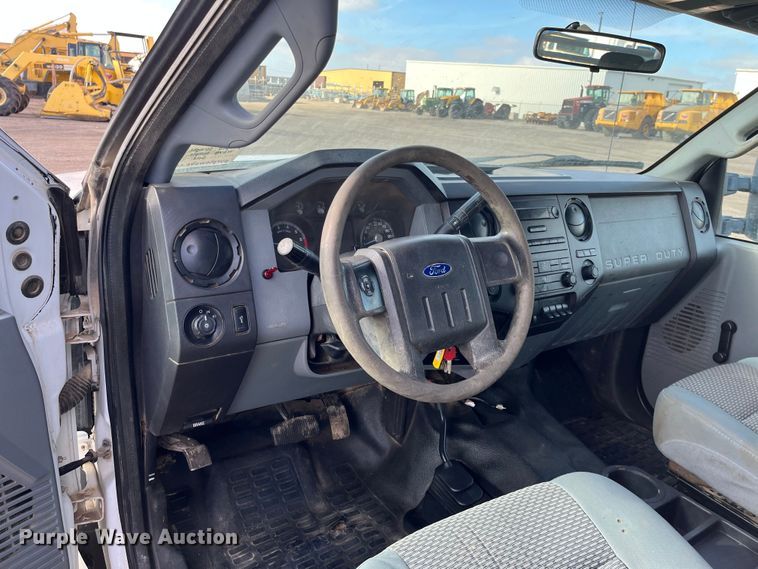 image for item DQ5097 2012 Ford F250 Super Duty  SuperCab pickup truck