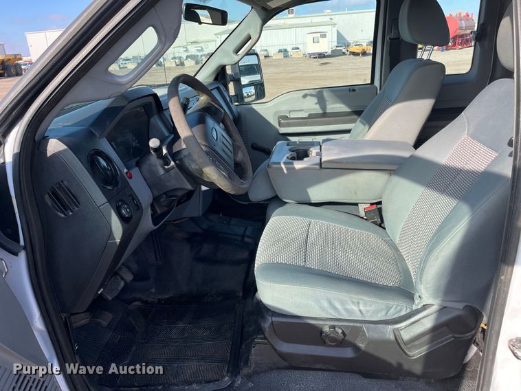 image for item DQ5099 2012 Ford F250 Super Duty  SuperCab pickup truck