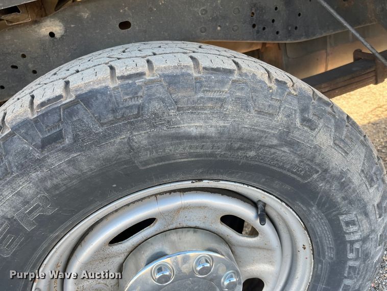 image for item DQ5099 2012 Ford F250 Super Duty  SuperCab pickup truck