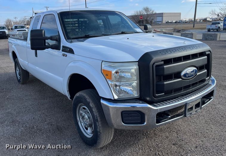 image for item DQ5100 2012 Ford F250 Super Duty  SuperCab pickup truck