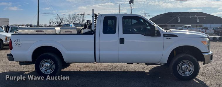 image for item DQ5100 2012 Ford F250 Super Duty  SuperCab pickup truck