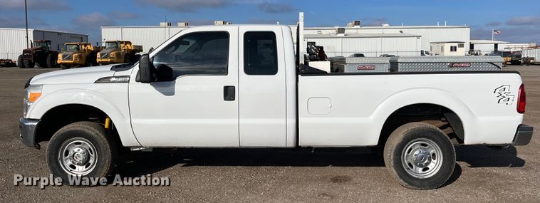 image for item DQ5100 2012 Ford F250 Super Duty  SuperCab pickup truck