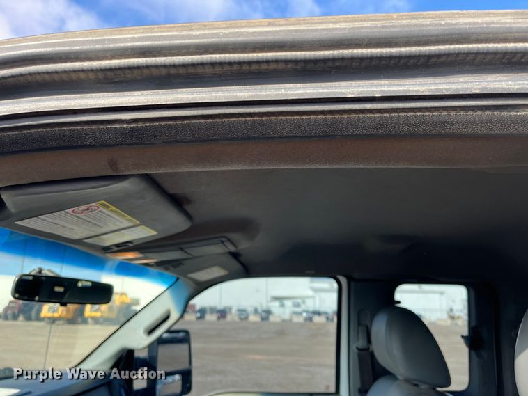 image for item DQ5100 2012 Ford F250 Super Duty  SuperCab pickup truck