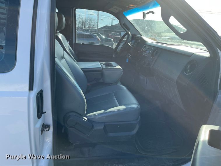 image for item DQ5100 2012 Ford F250 Super Duty  SuperCab pickup truck