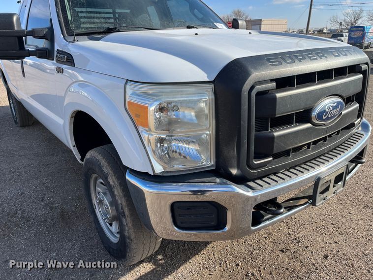 image for item DQ5100 2012 Ford F250 Super Duty  SuperCab pickup truck