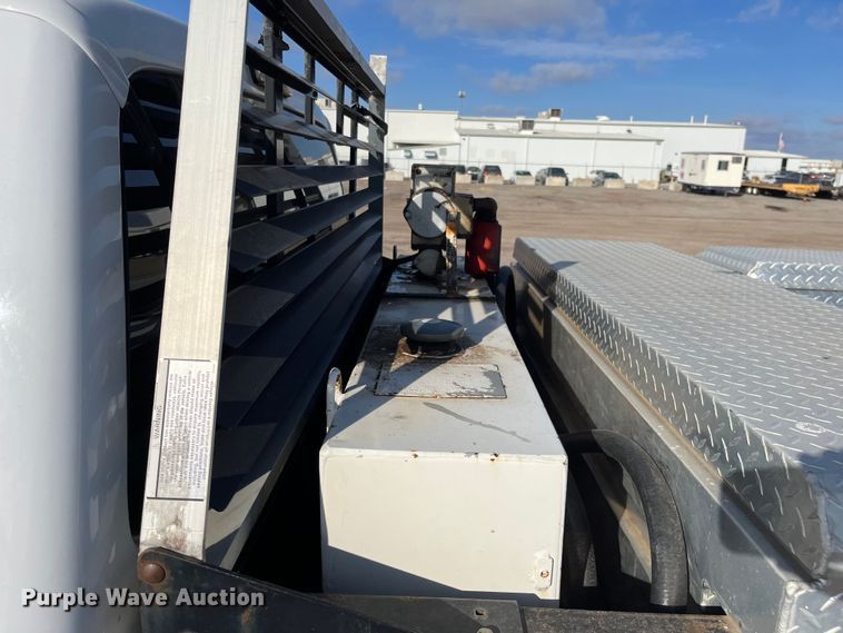 image for item DQ5100 2012 Ford F250 Super Duty  SuperCab pickup truck