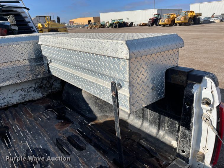 image for item DQ5100 2012 Ford F250 Super Duty  SuperCab pickup truck