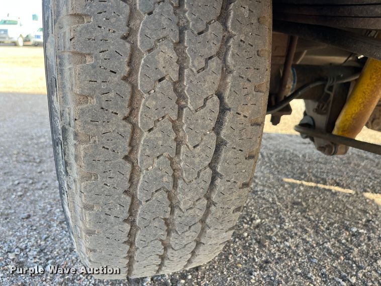 image for item DQ5100 2012 Ford F250 Super Duty  SuperCab pickup truck