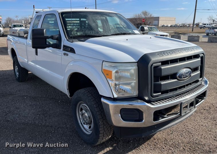 image for item DQ5101 2012 Ford F250 Super Duty  SuperCab pickup truck