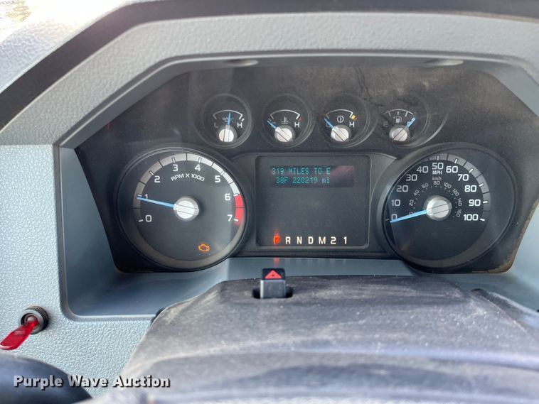 image for item DQ5101 2012 Ford F250 Super Duty  SuperCab pickup truck