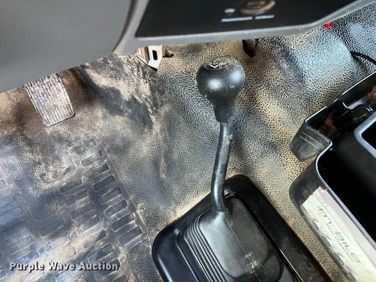 image for item DQ5101 2012 Ford F250 Super Duty  SuperCab pickup truck