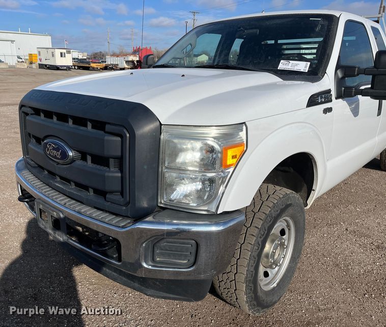 image for item DQ5101 2012 Ford F250 Super Duty  SuperCab pickup truck