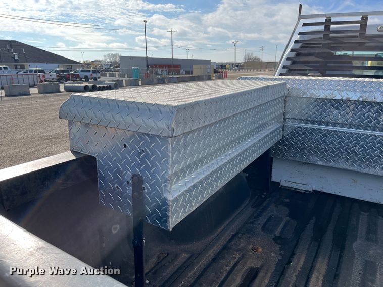 image for item DQ5101 2012 Ford F250 Super Duty  SuperCab pickup truck