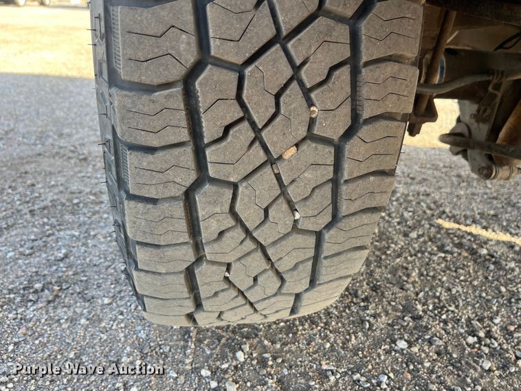 image for item DQ5101 2012 Ford F250 Super Duty  SuperCab pickup truck