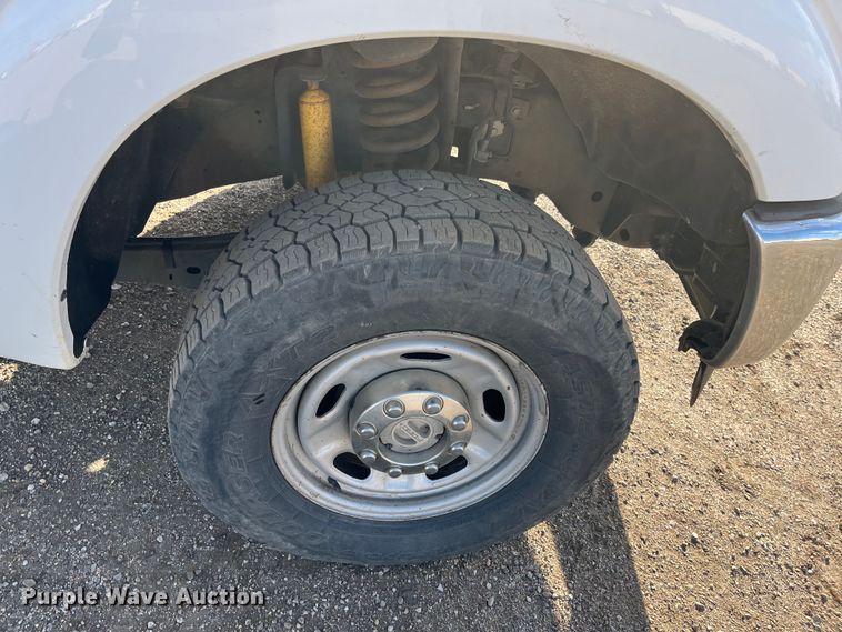 image for item DQ5101 2012 Ford F250 Super Duty  SuperCab pickup truck