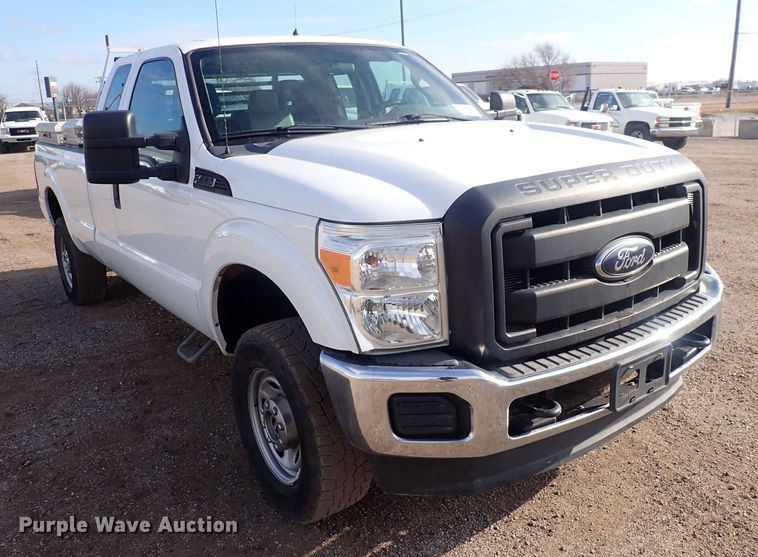image for item DQ5102 2012 Ford F250 Super Duty  SuperCab pickup truck