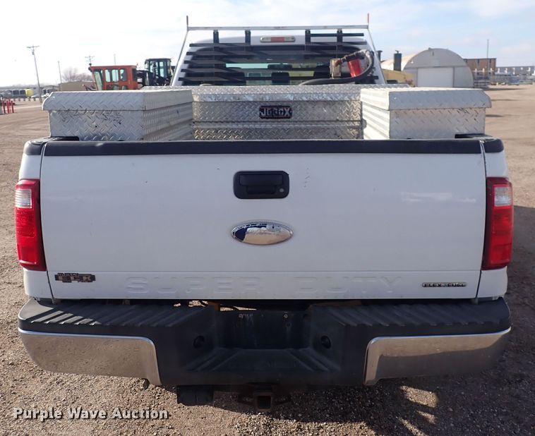 image for item DQ5102 2012 Ford F250 Super Duty  SuperCab pickup truck