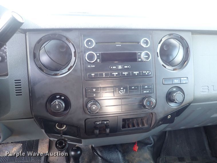 image for item DQ5102 2012 Ford F250 Super Duty  SuperCab pickup truck