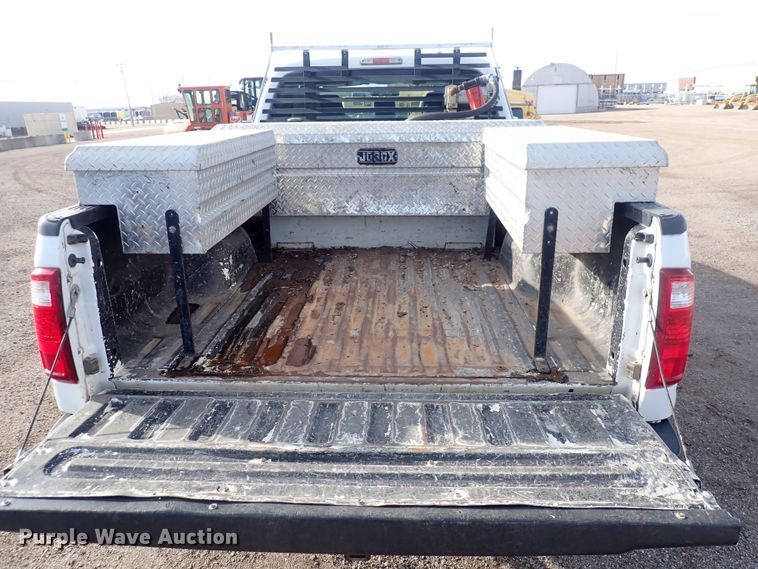 image for item DQ5102 2012 Ford F250 Super Duty  SuperCab pickup truck
