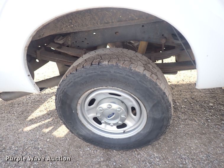 image for item DQ5102 2012 Ford F250 Super Duty  SuperCab pickup truck