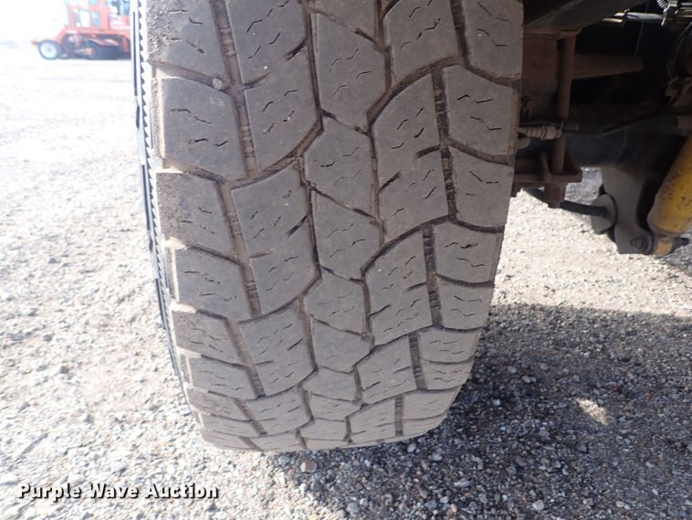 image for item DQ5102 2012 Ford F250 Super Duty  SuperCab pickup truck