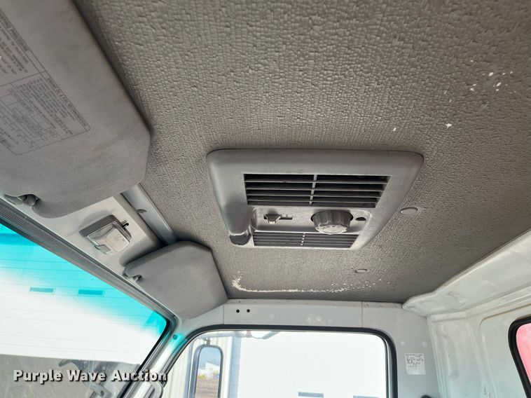 image for item DQ5119 1999 Isuzu NPR  dump flatbed truck