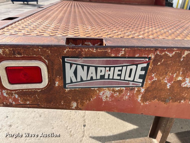 image for item DQ5119 1999 Isuzu NPR  dump flatbed truck